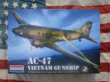 images/productimages/small/AC-47 Vietnam Gunship Revell-Monogram 1;48 nw.voor.jpg